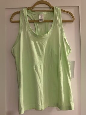 Athleta NWT Momentum Seamless Tank size XL in Bright “Lime Green”